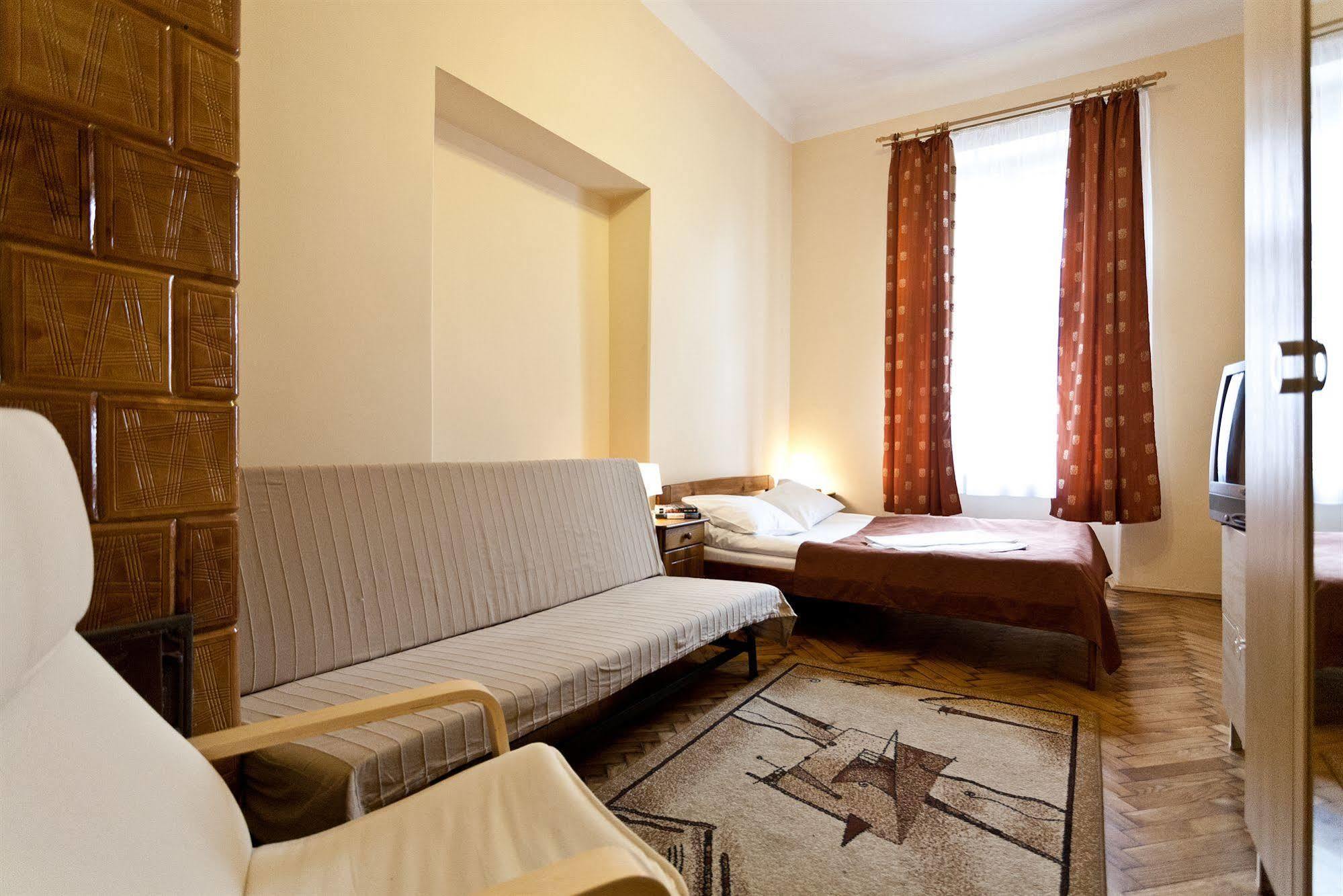 Enigma Hostel Krakkó Kültér fotó
