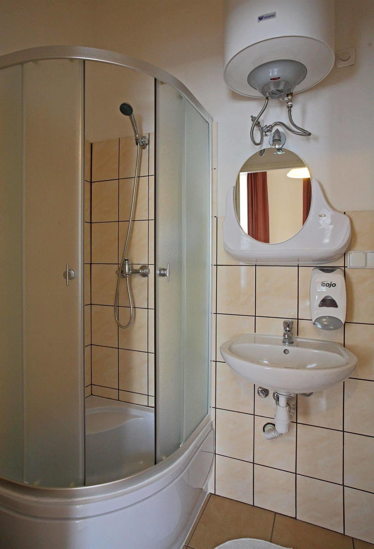 Enigma Hostel Krakkó Kültér fotó