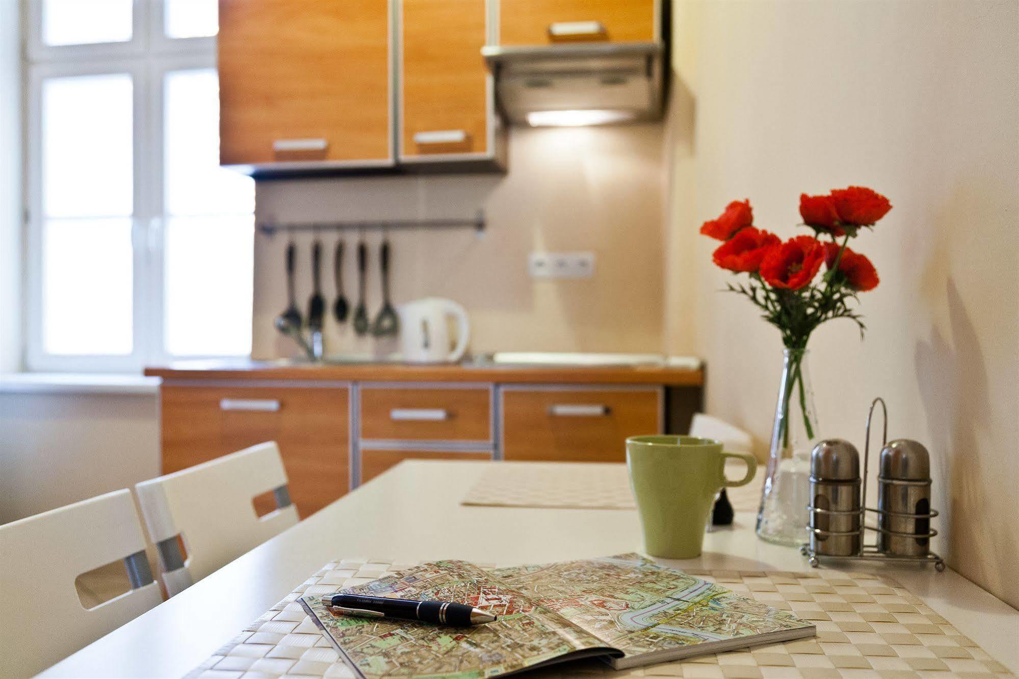Enigma Hostel Krakkó Kültér fotó